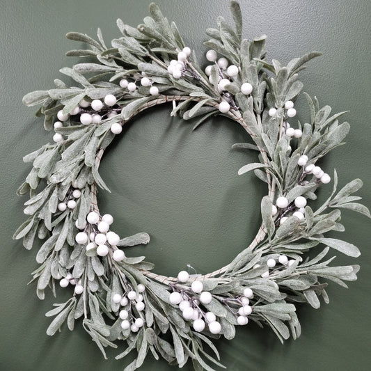 Frosted Mistletoe Wreath